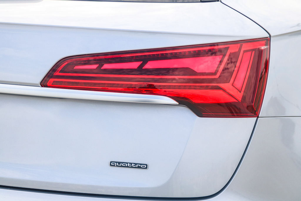 Thumbnail: 2022 Audi Q5 - 25