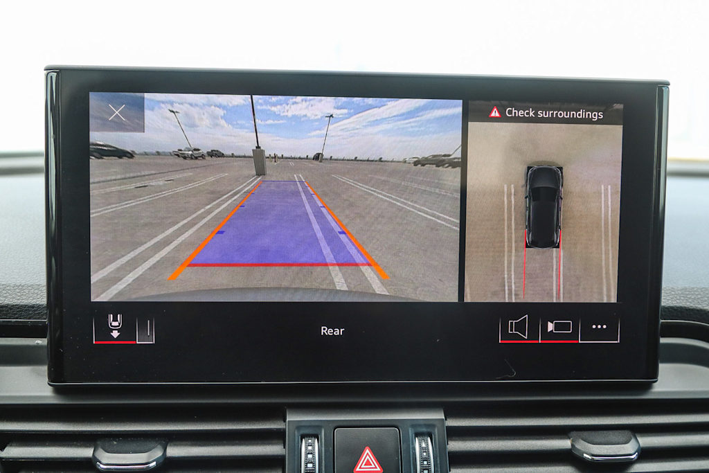 Thumbnail: 2022 Audi Q5 - 40