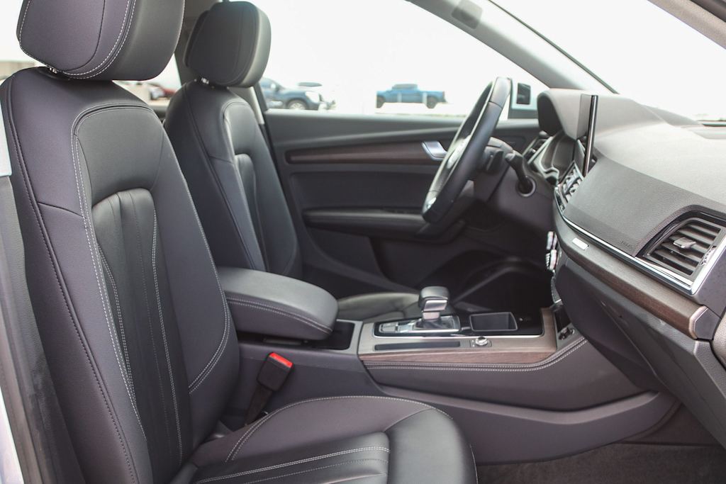 Thumbnail: 2022 Audi Q5 - 9