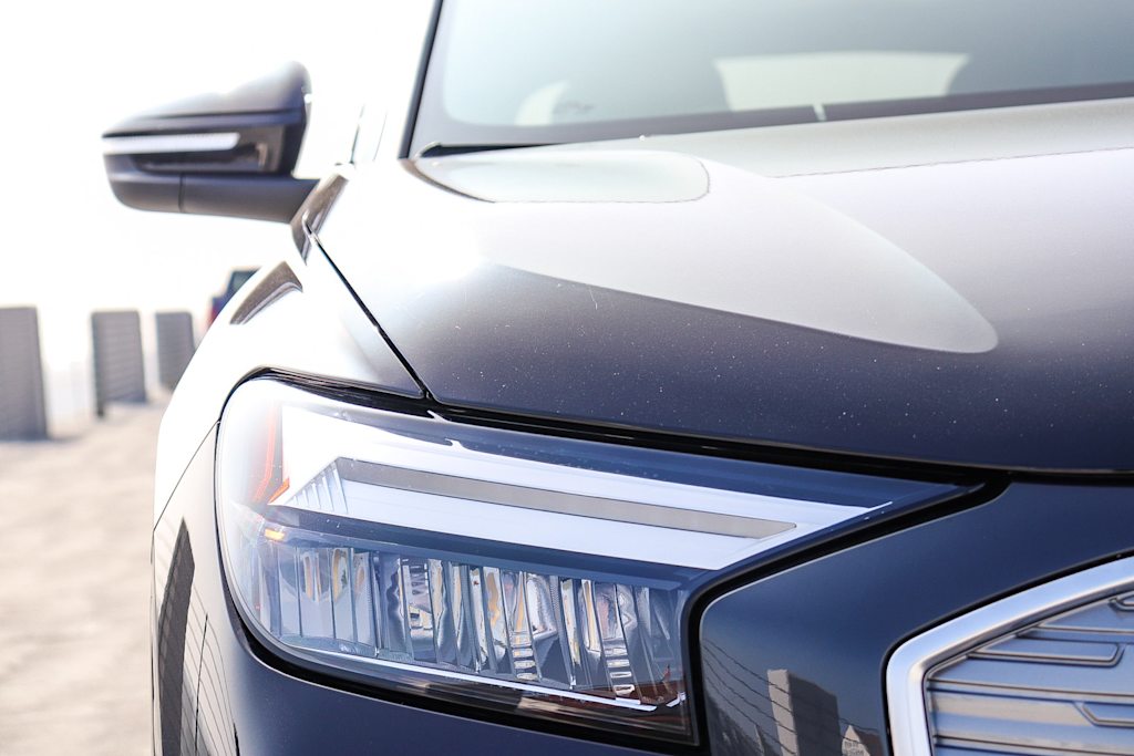 Thumbnail: 2023 Audi Q4 e-tron - 19