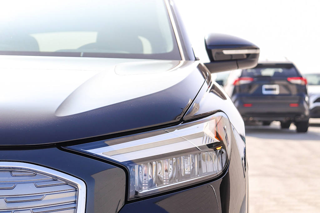 Thumbnail: 2023 Audi Q4 e-tron - 18