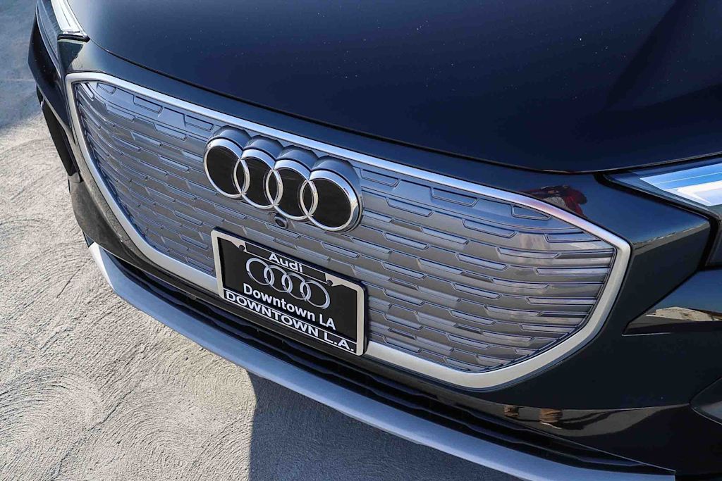 Thumbnail: 2024 Audi Q4 e-tron - 5