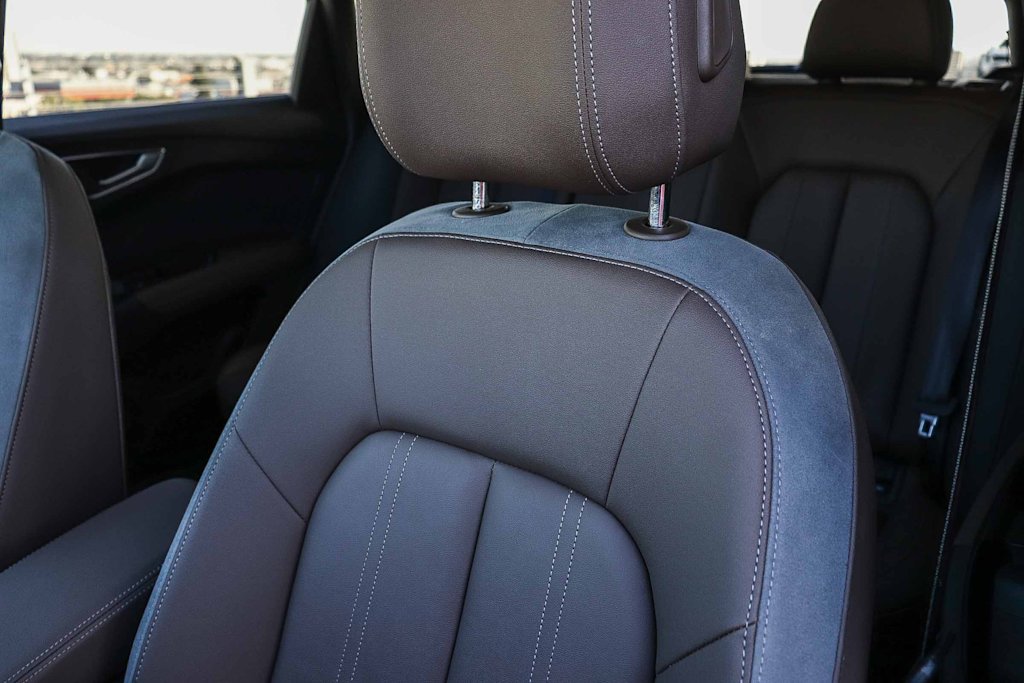 Thumbnail: 2024 Audi Q4 e-tron - 39