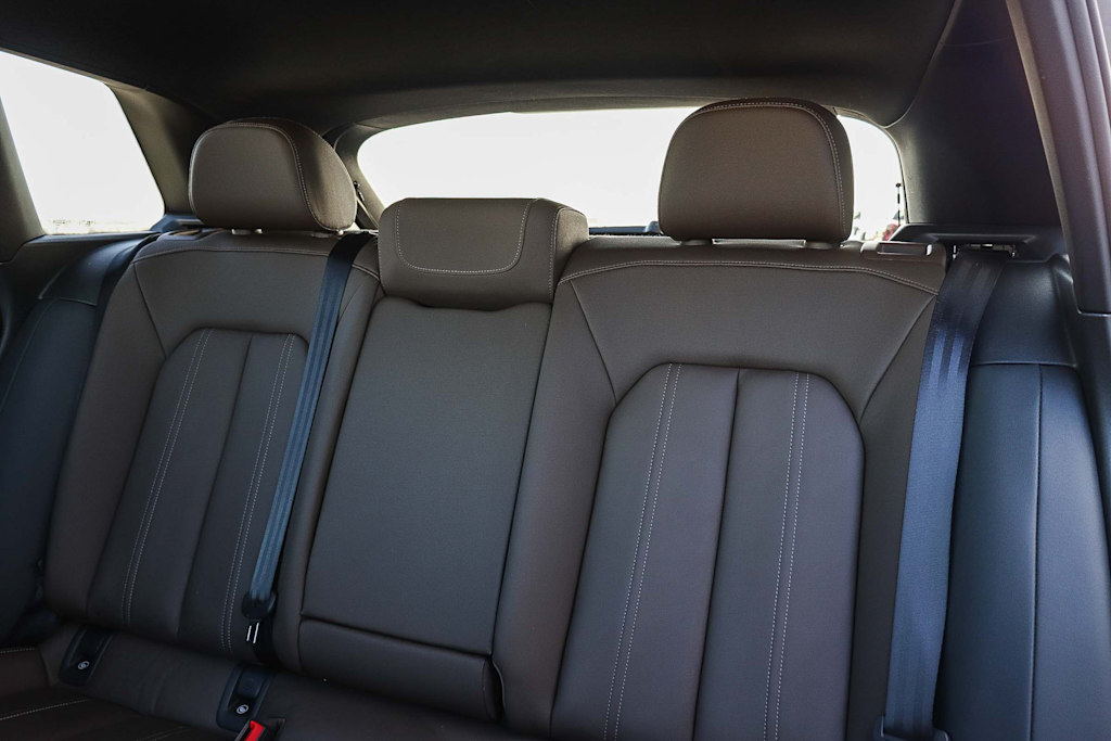 Thumbnail: 2024 Audi Q4 e-tron - 11