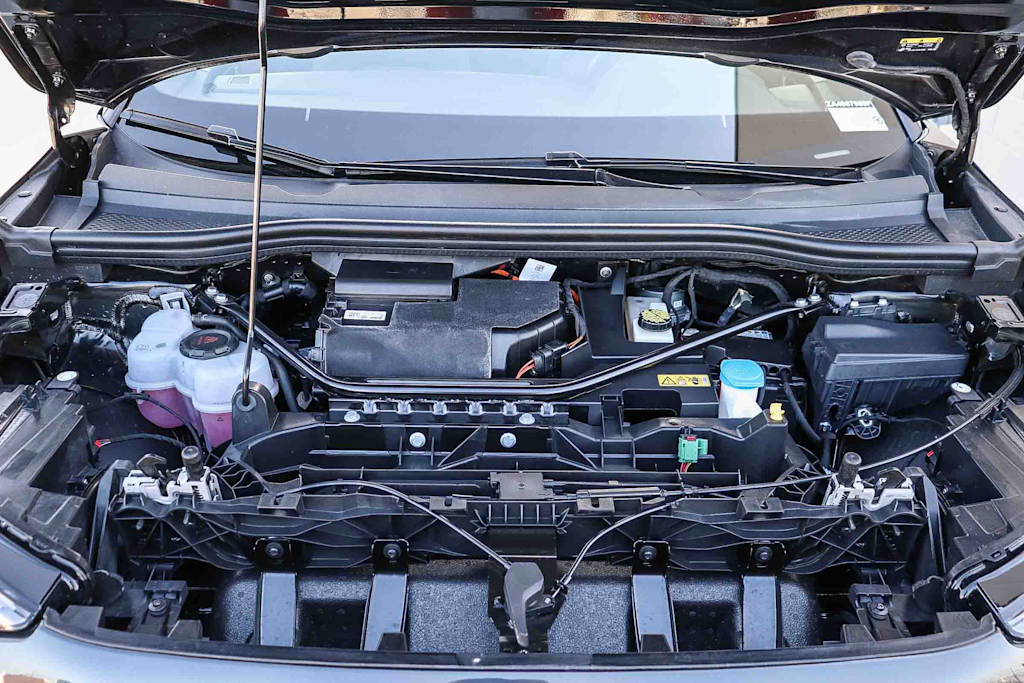 Thumbnail: 2024 Audi Q4 e-tron - 7