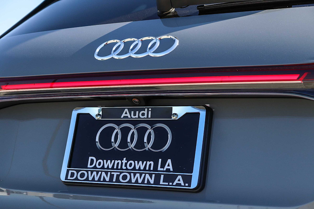 Thumbnail: 2024 Audi Q4 e-tron - 6