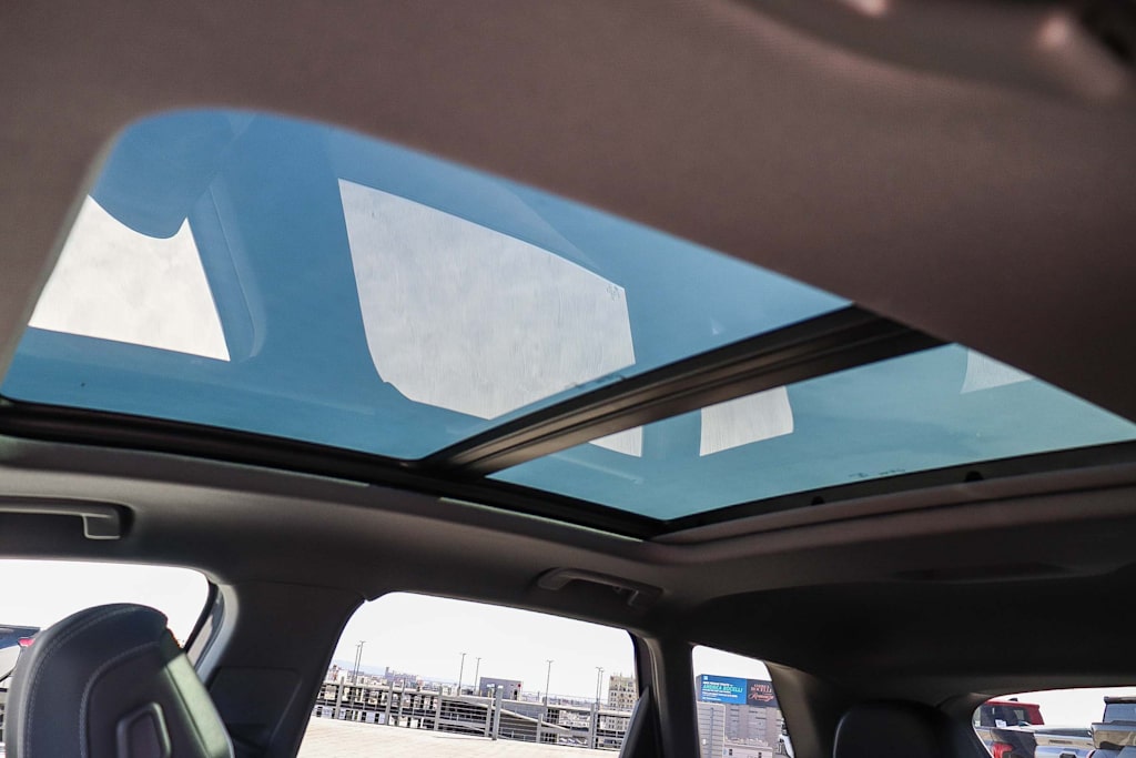 Thumbnail: 2024 Audi Q4 e-tron - 37