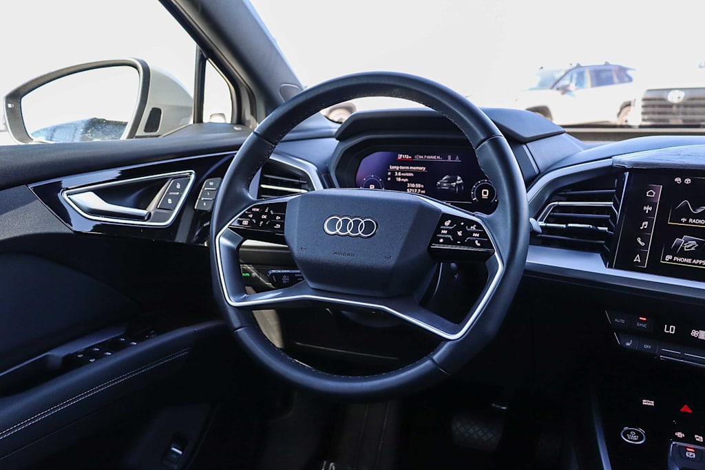 Thumbnail: 2024 Audi Q4 e-tron - 13