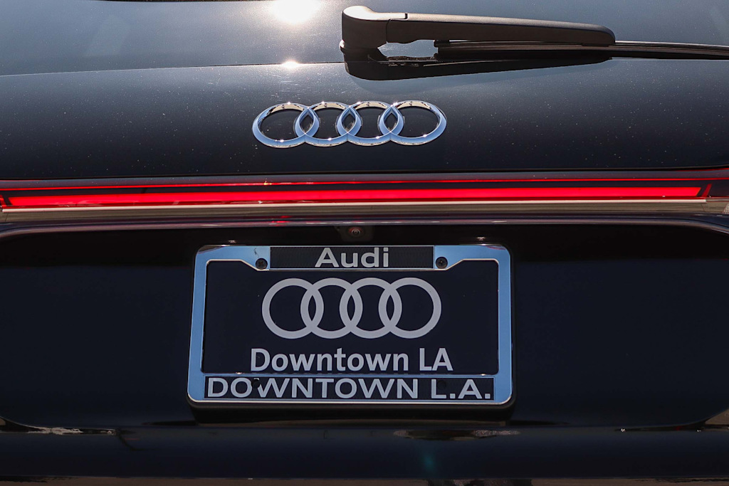 Thumbnail: 2023 Audi Q4 e-tron - 15