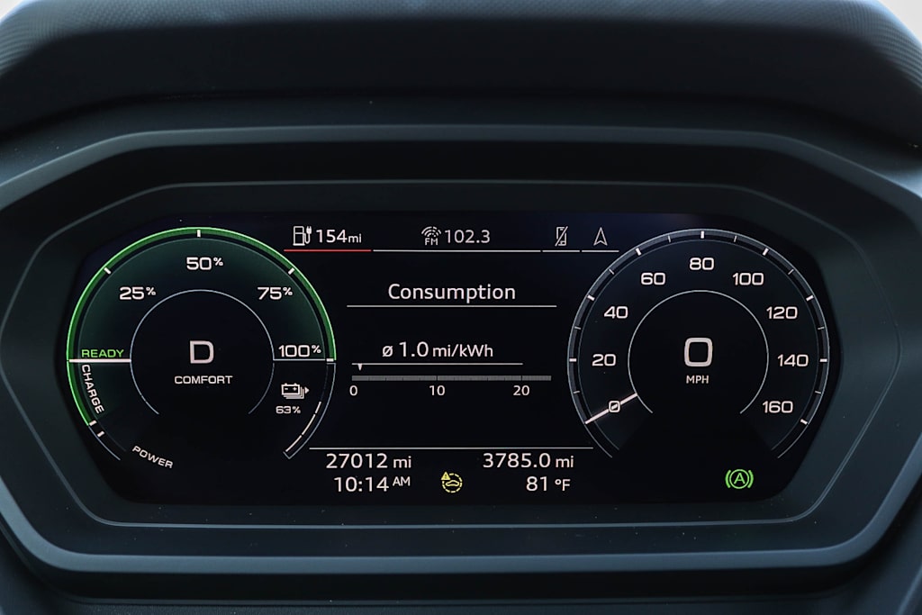 Thumbnail: 2023 Audi Q4 e-tron - 15