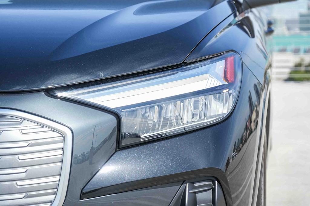 Thumbnail: 2023 Audi Q4 e-tron - 20