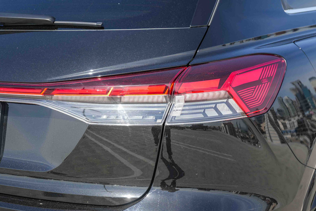 Thumbnail: 2023 Audi Q4 e-tron - 24