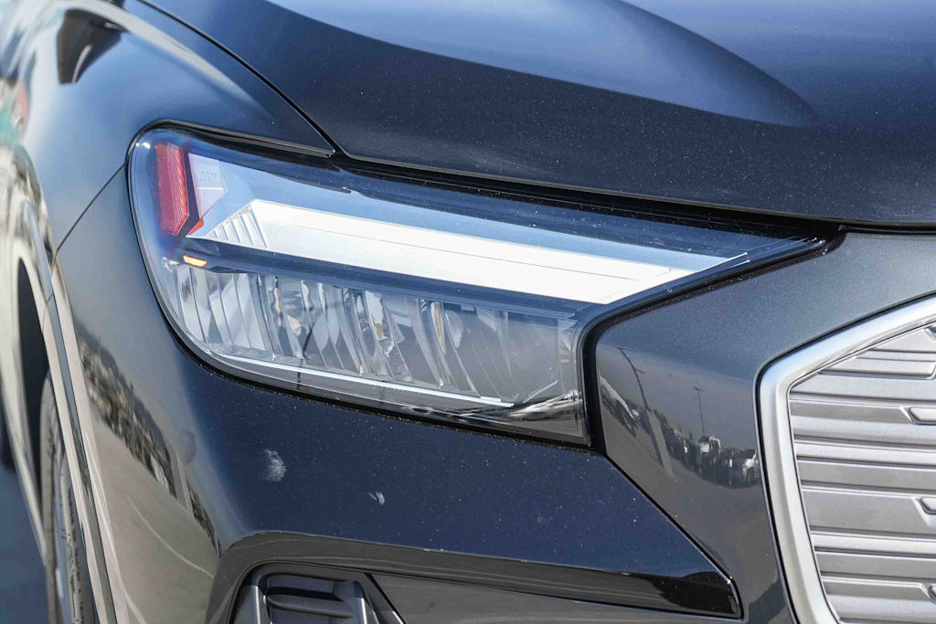 Thumbnail: 2023 Audi Q4 e-tron - 19