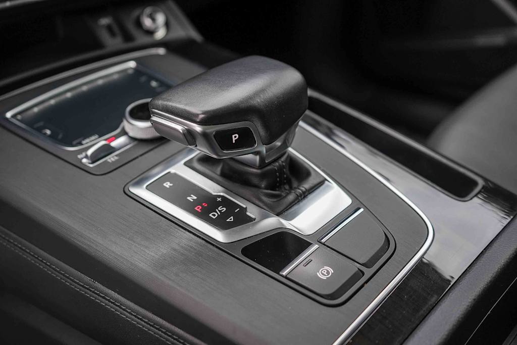 Thumbnail: 2020 Audi Q5 - 32
