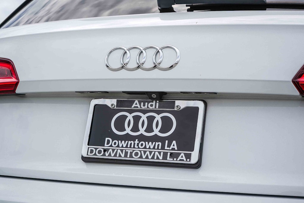 Thumbnail: 2020 Audi Q5 - 6