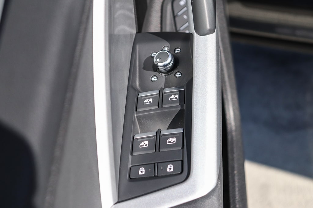 Thumbnail: 2024 Audi Q3 - 32