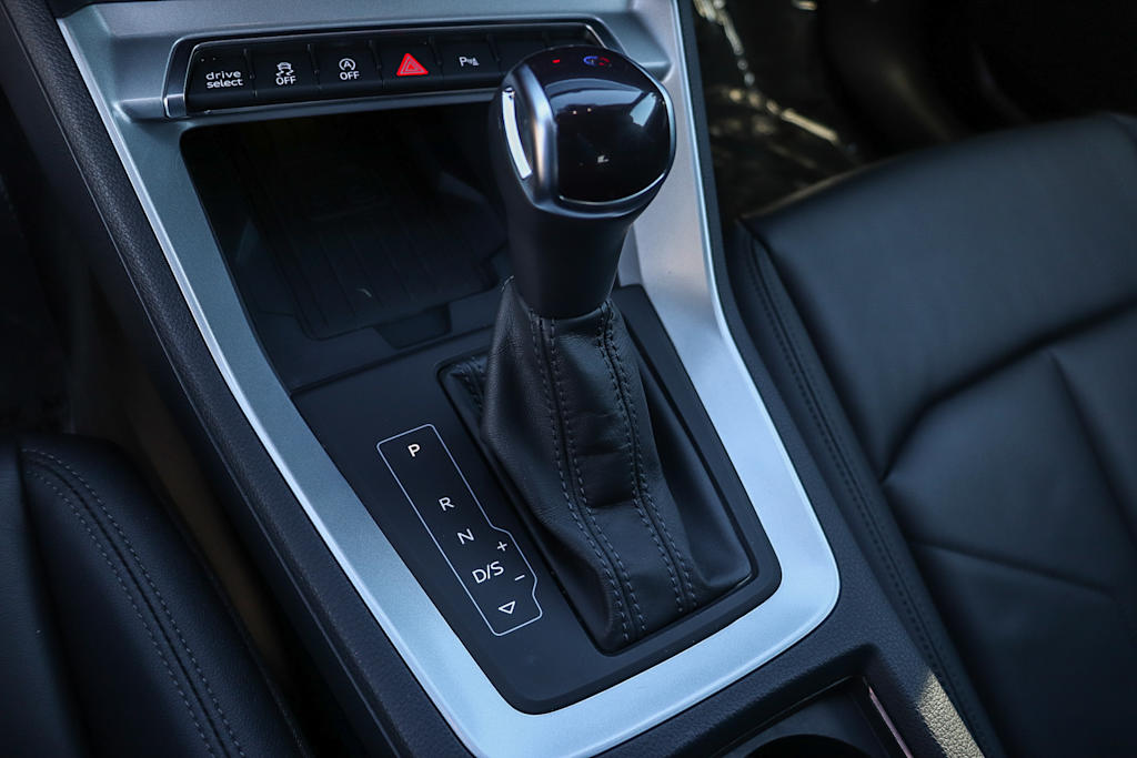 Thumbnail: 2024 Audi Q3 - 14