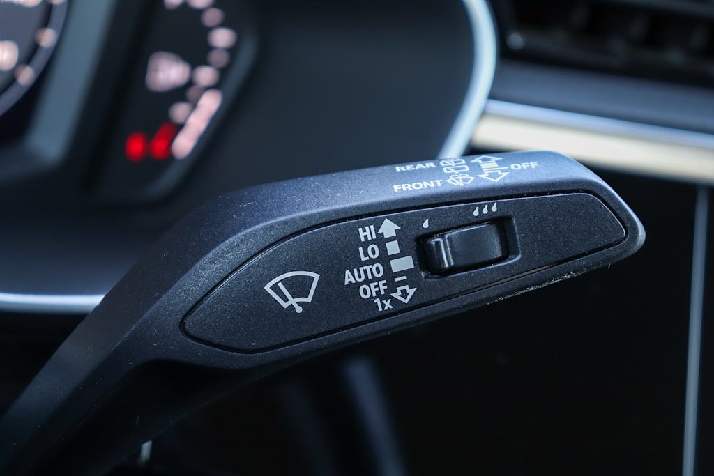 Thumbnail: 2024 Audi Q3 - 37