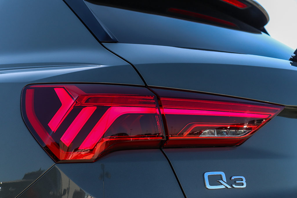 Thumbnail: 2024 Audi Q3 - 24