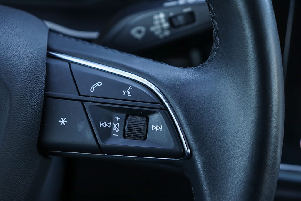 Thumbnail: 2024 Audi Q3 - 30