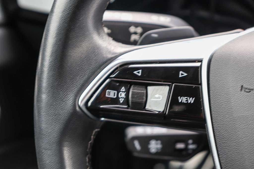 Thumbnail: 2024 Audi Q8 e-tron - 26