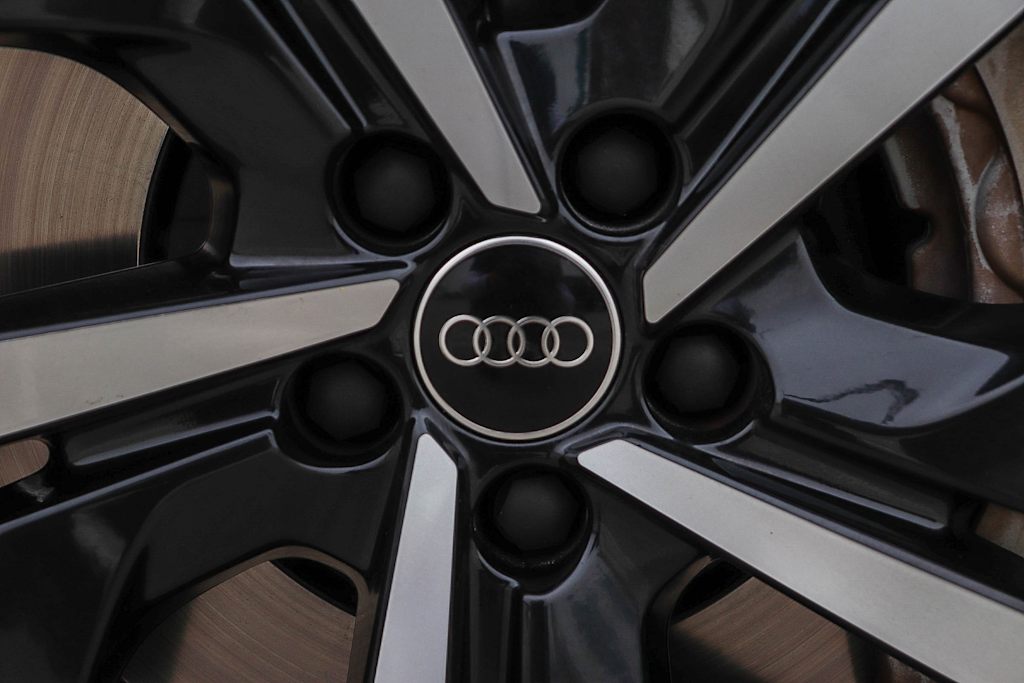 Thumbnail: 2024 Audi Q8 e-tron - 14