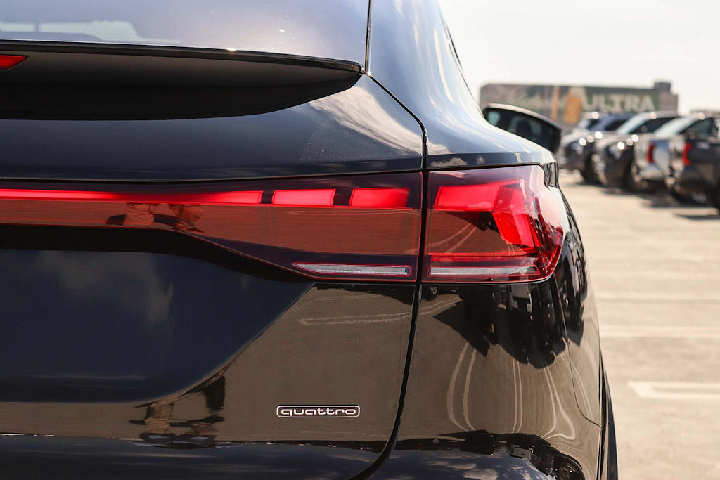 Thumbnail: 2027 Audi Q6 e-tron - 20