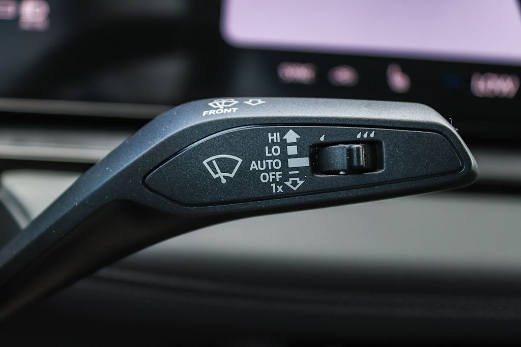 Thumbnail: 2027 Audi Q6 e-tron - 32