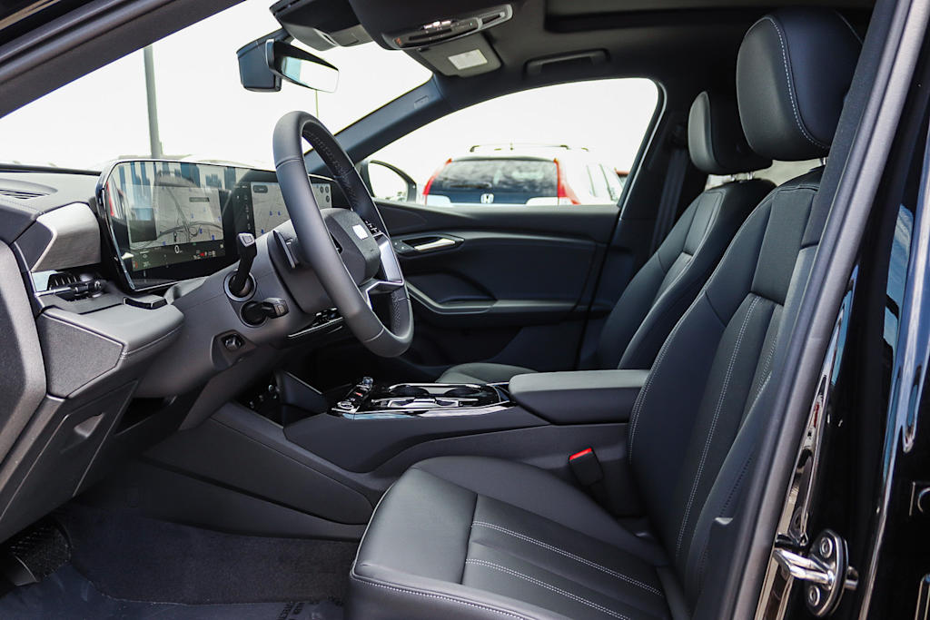 Thumbnail: 2027 Audi Q6 e-tron - 10
