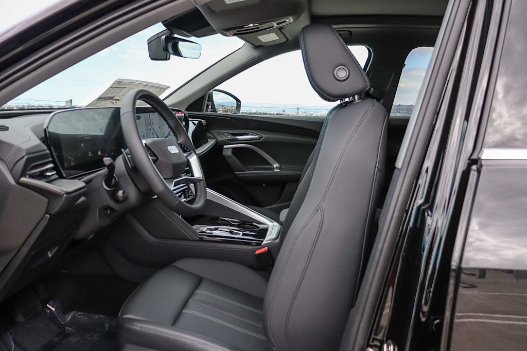 Thumbnail: 2026 Audi Q5 - 11