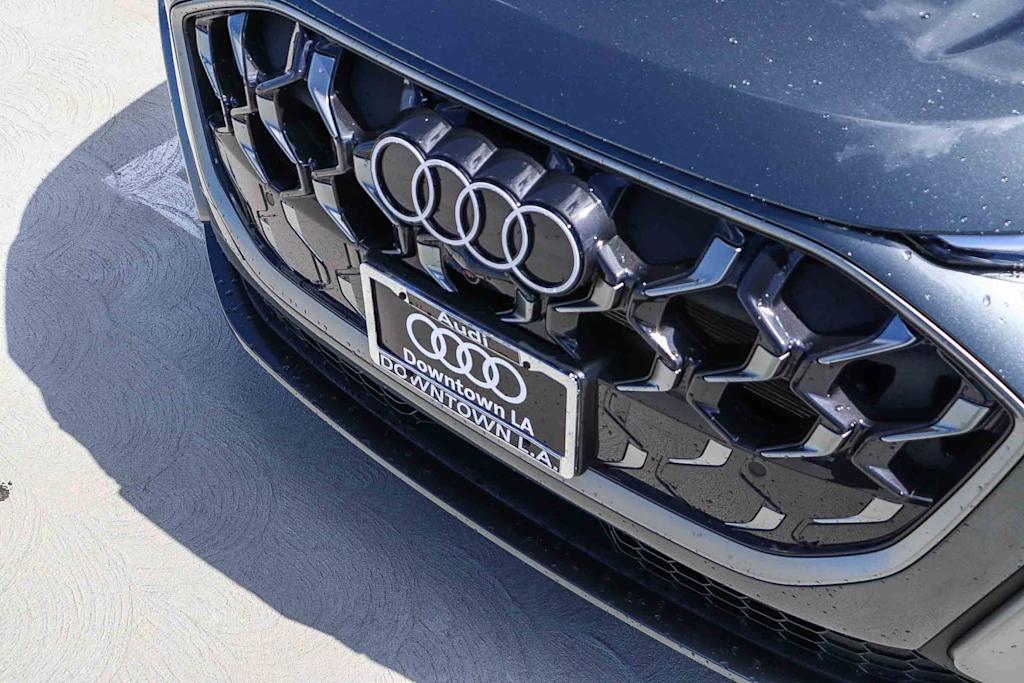Thumbnail: 2026 Audi Q5 - 6