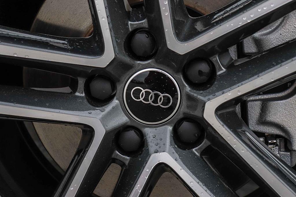 Thumbnail: 2026 Audi Q5 - 24