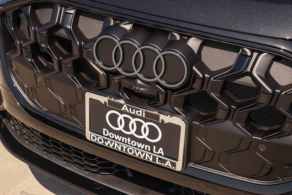 Thumbnail: 2026 Audi Q5 - 6