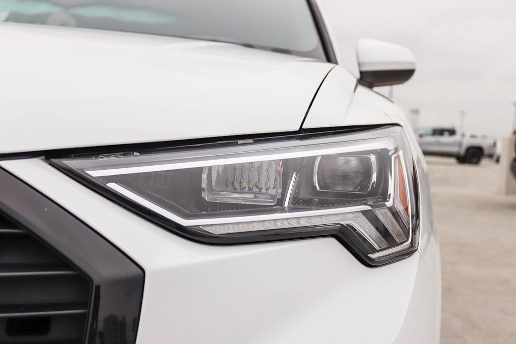 Thumbnail: 2025 Audi Q3 - 19