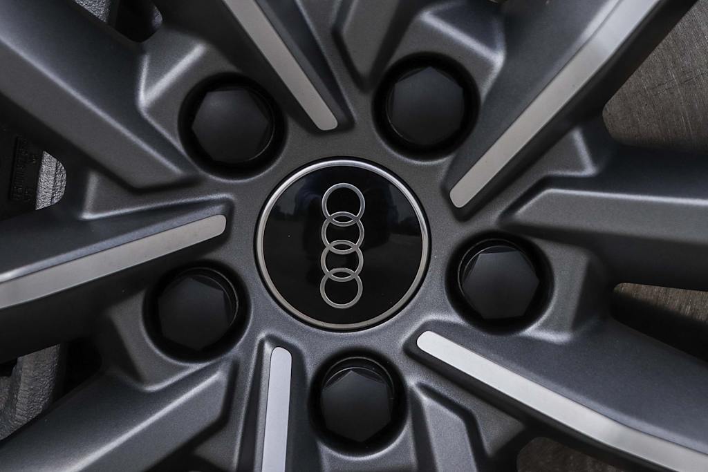 Thumbnail: 2025 Audi Q3 - 14
