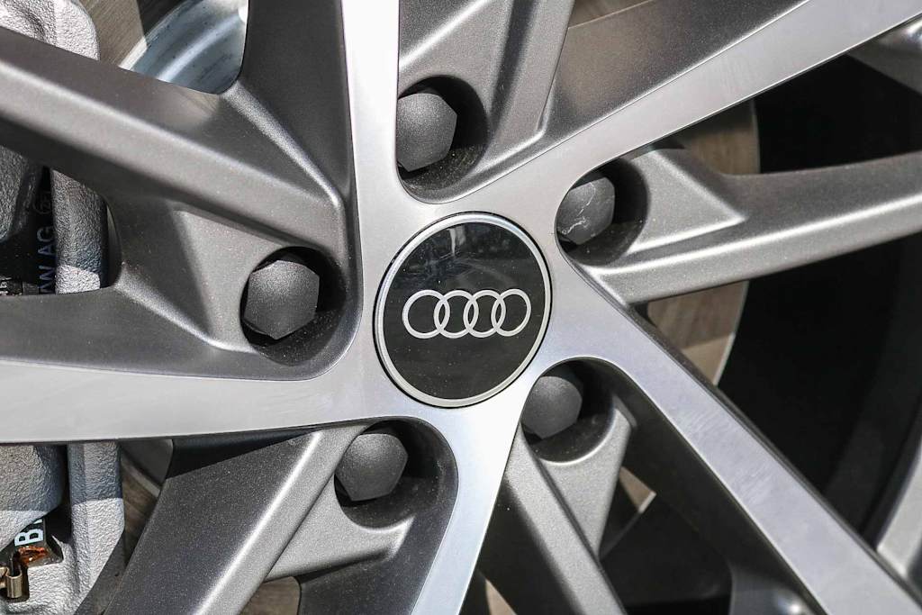Thumbnail: 2025 Audi Q3 - 24