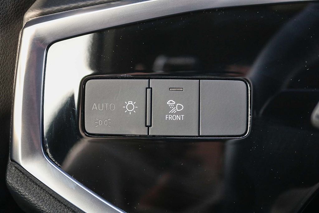 Thumbnail: 2025 Audi Q3 - 36