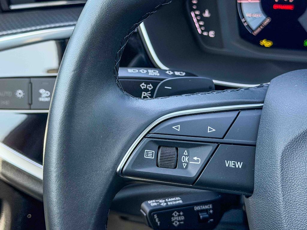 Thumbnail: 2025 Audi Q3 - 25