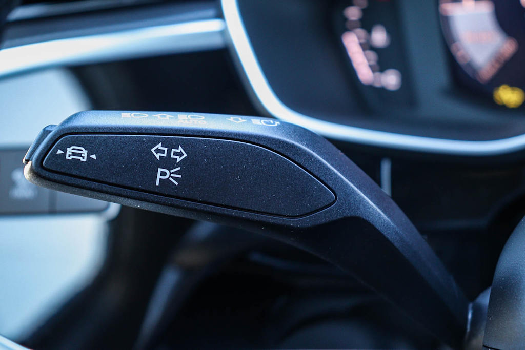 Thumbnail: 2025 Audi Q3 - 36