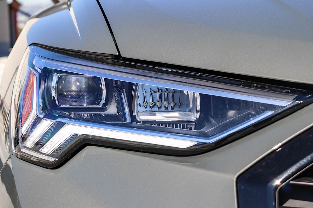 Thumbnail: 2025 Audi Q3 - 20