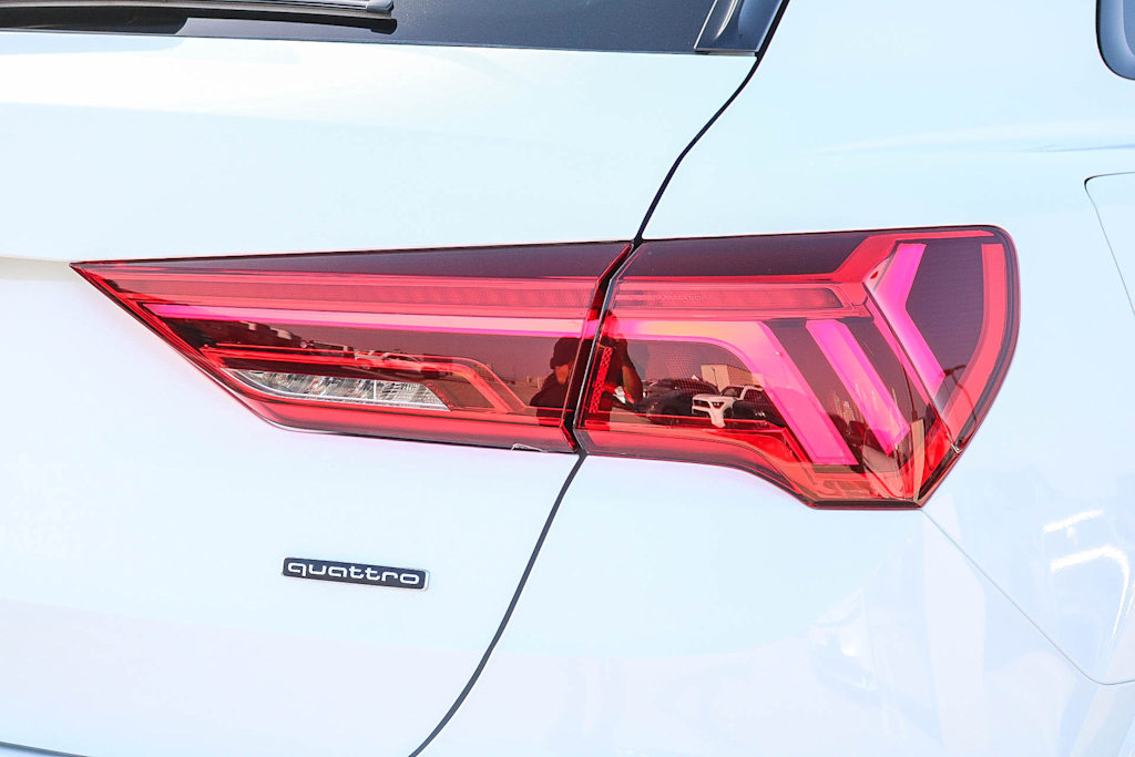 Thumbnail: 2025 Audi Q3 - 23