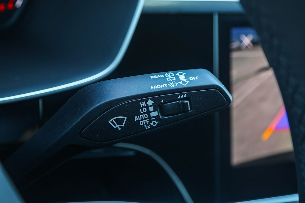 Thumbnail: 2025 Audi Q3 - 6