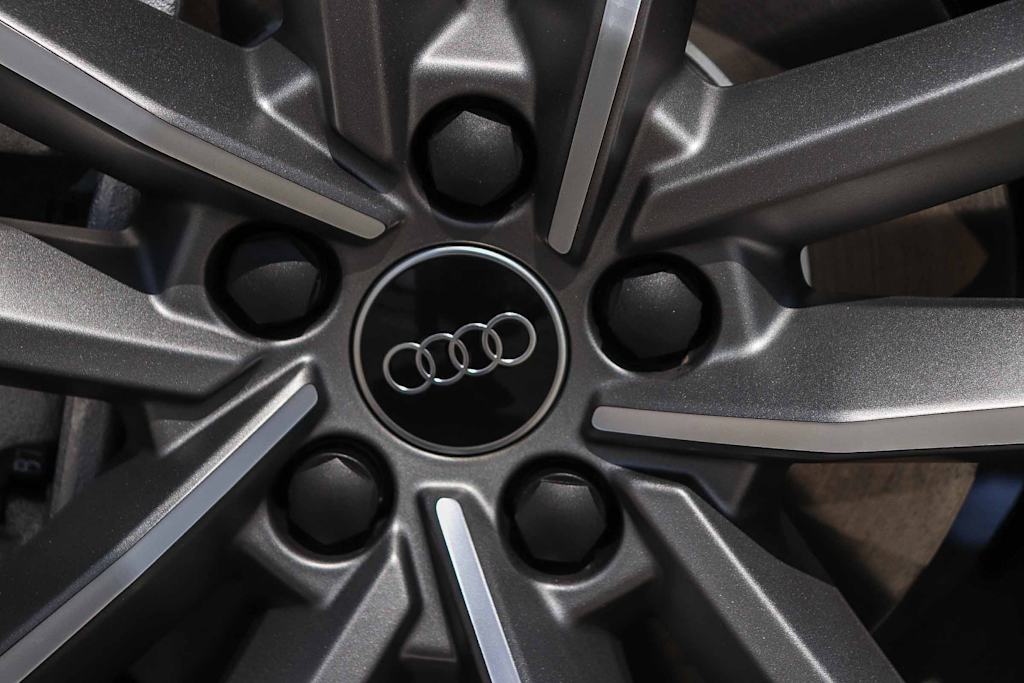 Thumbnail: 2025 Audi Q3 - 23