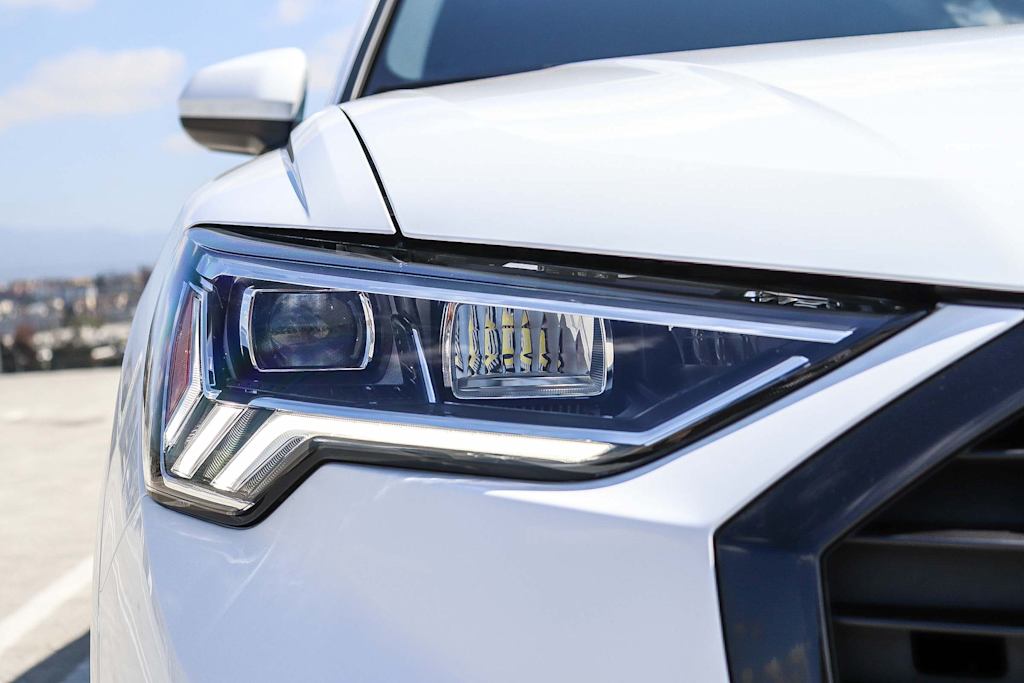 Thumbnail: 2025 Audi Q3 - 19