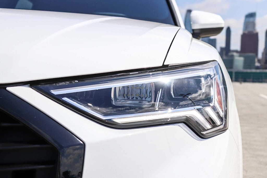 Thumbnail: 2025 Audi Q3 - 18