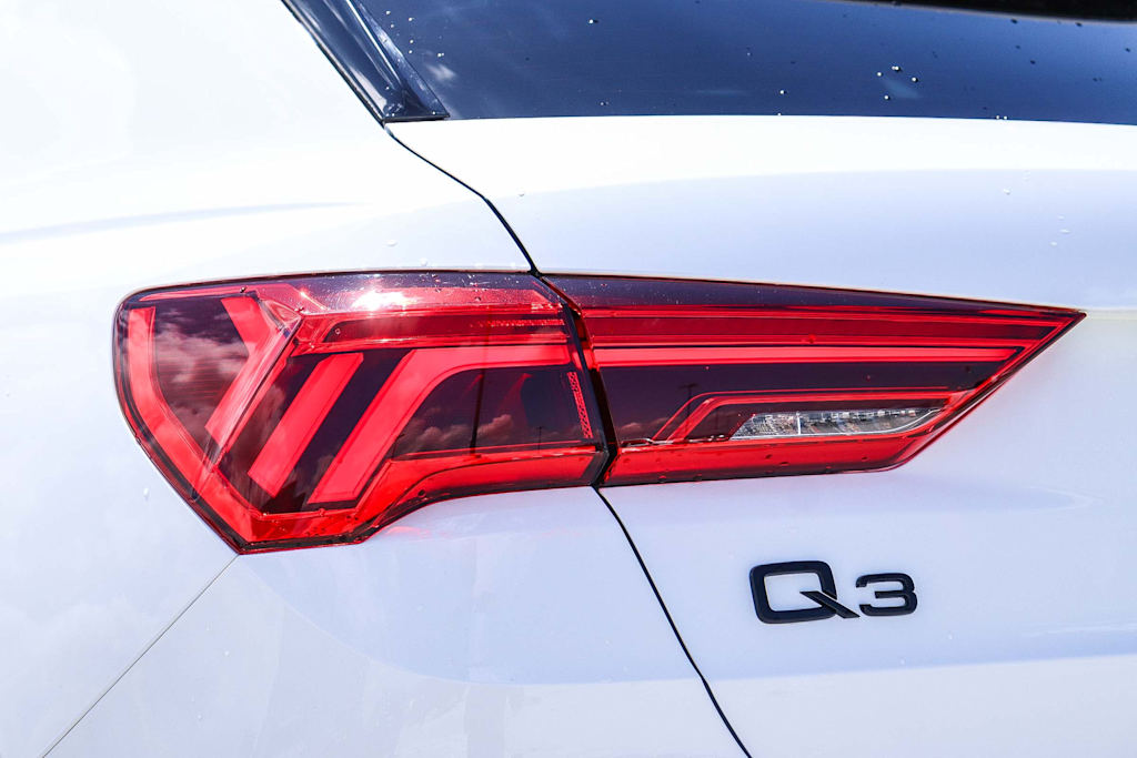 Thumbnail: 2025 Audi Q3 - 22