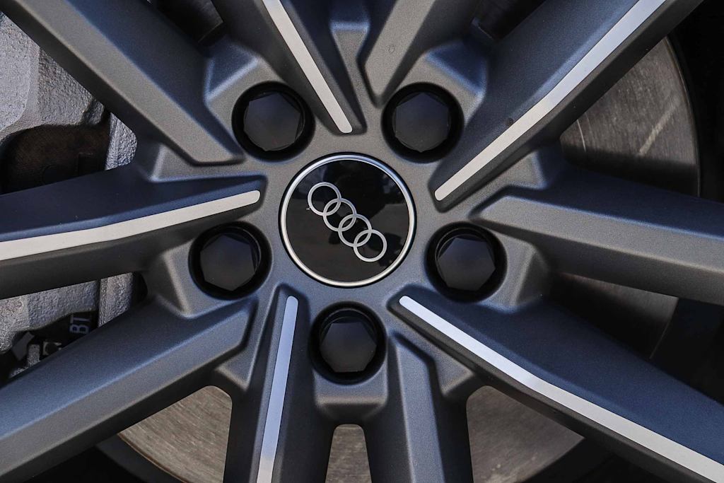 Thumbnail: 2025 Audi Q3 - 24