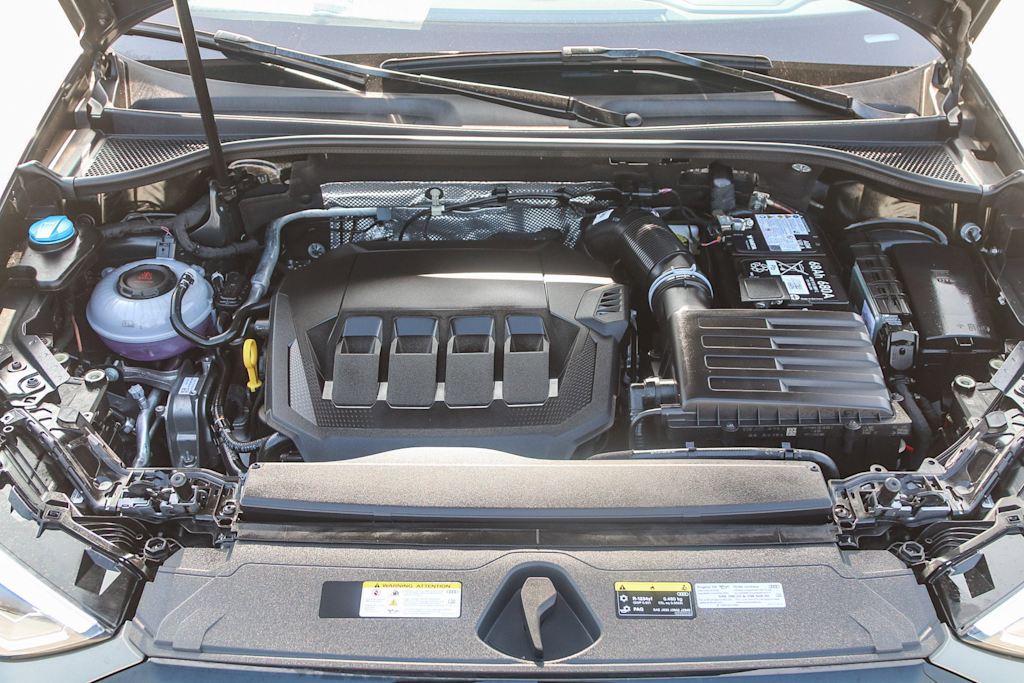 Thumbnail: 2025 Audi Q3 - 8