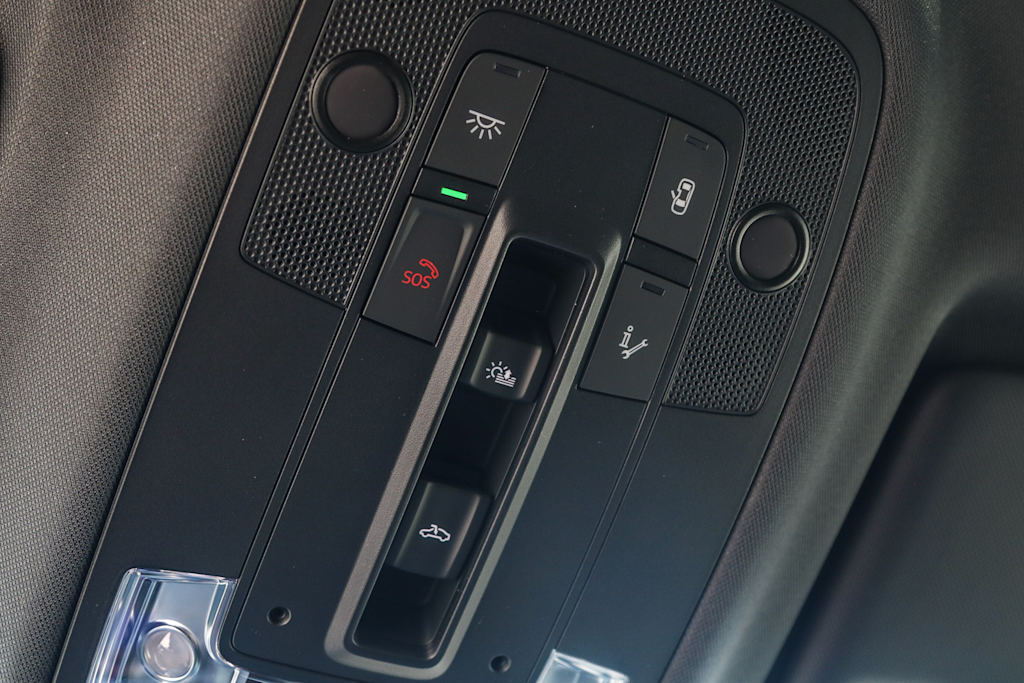 Thumbnail: 2025 Audi Q3 - 44