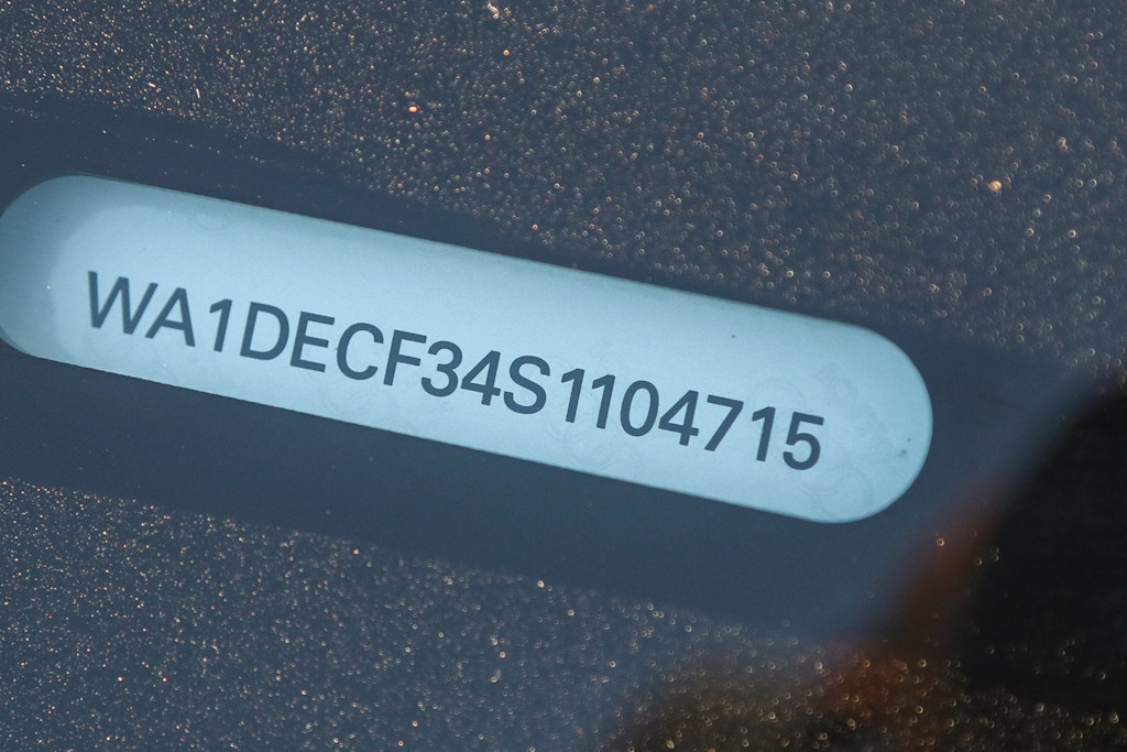 Thumbnail: 2025 Audi Q3 - 17